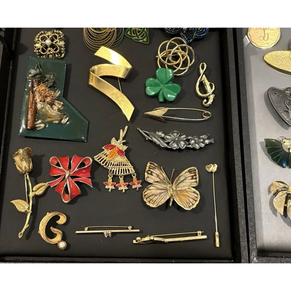 HUGE Vintage - Modern LOT Rhinestone Mixed Material Brooch Pin Some Signed